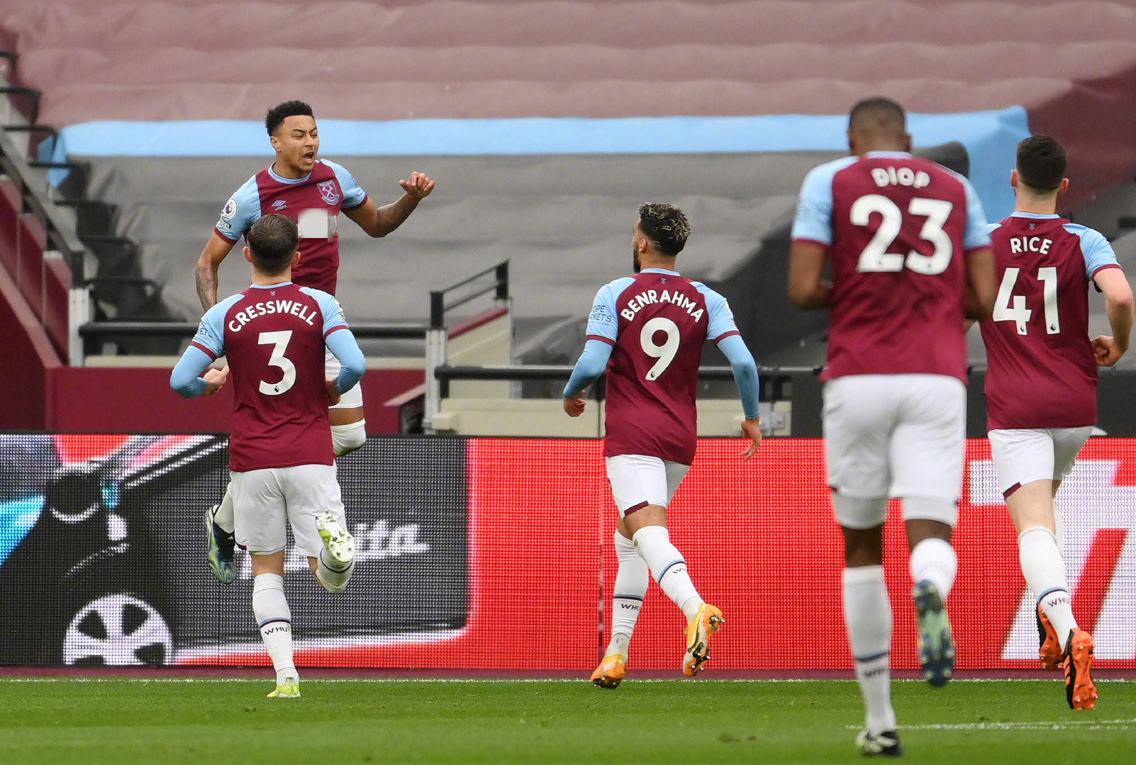 他此前對國 他此前對國