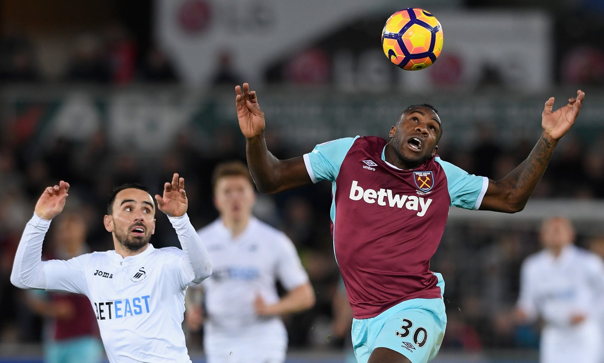 拉对现代足 拉对现代足